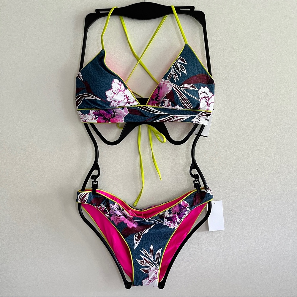 NWT BCBGMaxAzria Reversible Floral Neon Pink Bikini Blue Yellow Swimsuit Small